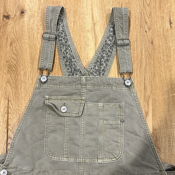 American Eagle Overalls - Picture 3 of 4